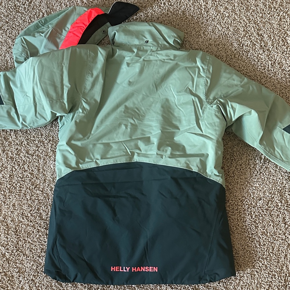 Helly Hansen Kids' Two-Tone Green Ski Coat - Picture 6 of 6
